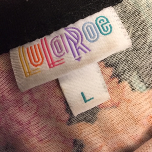 LuLaroe Top - Picture 3 of 3